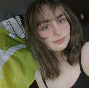 Meet your Posher, Rebekah